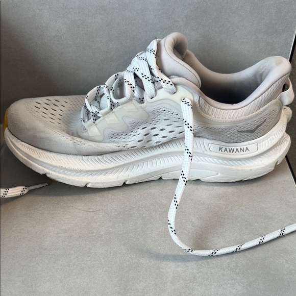 HOKA Kawana Running Shoes – Women’s 8B - Picture 3 of 6
